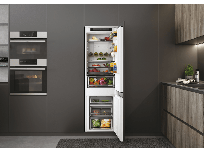Haier HBW5518E Beépíthető kombinált hűtőszekrény