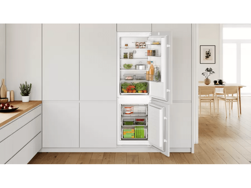 Bosch KIN86NSE0 Beépíthető alulfagyasztós kombinált hűtőszekrény