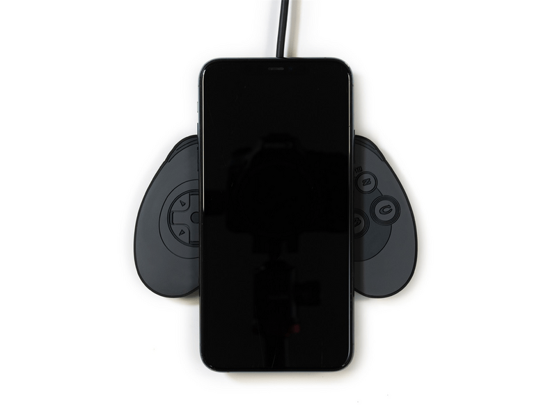 Numskull Sega Saturn Kontroller 10W Vezeték nélküli töltőpad (NS2801)