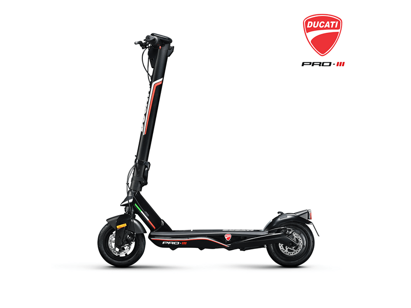 Ducati Electric Scooter Pro 3 elektromos roller, irányjelzővel