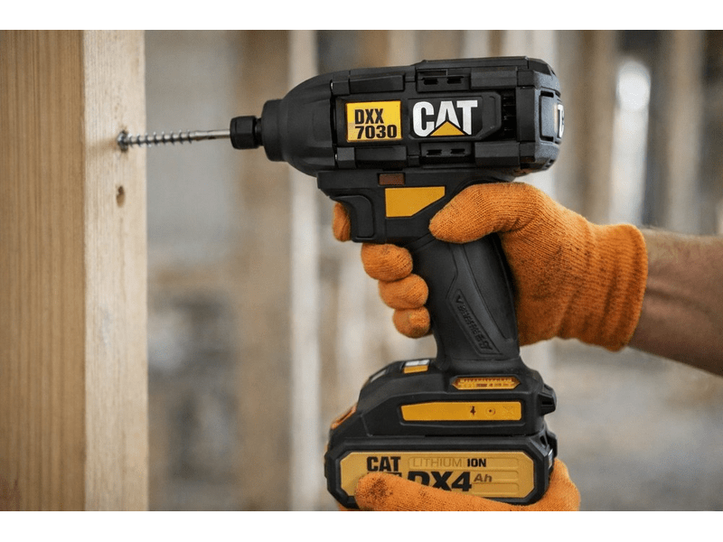 CAT DX7030B Power+ 18V Ütvecsavarozó, akku és töltő nélkül