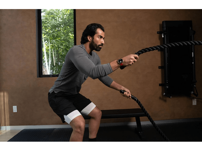 Amazfit Active 2 Okosóra, Fekete bőrszíj + piros szilikon szíj (W2433EU1N)