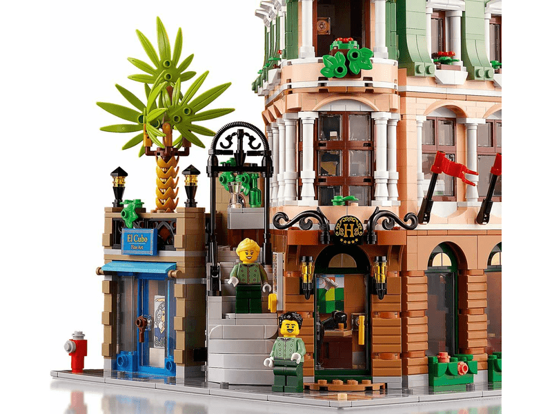 LEGO Icons Boutique Hotel