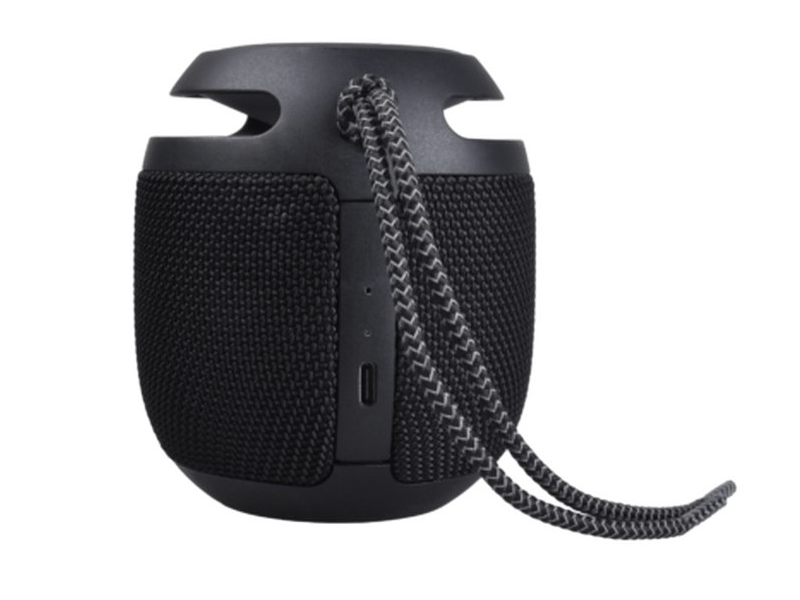 Bluetooth hangszóró IP66 mikrofon  8 óra