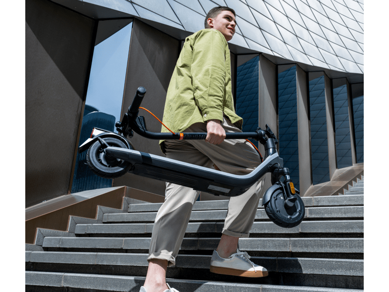 Segway Ninebot Kickscooter E2 D II Elektromos roller (AA.05.14.01.0003)