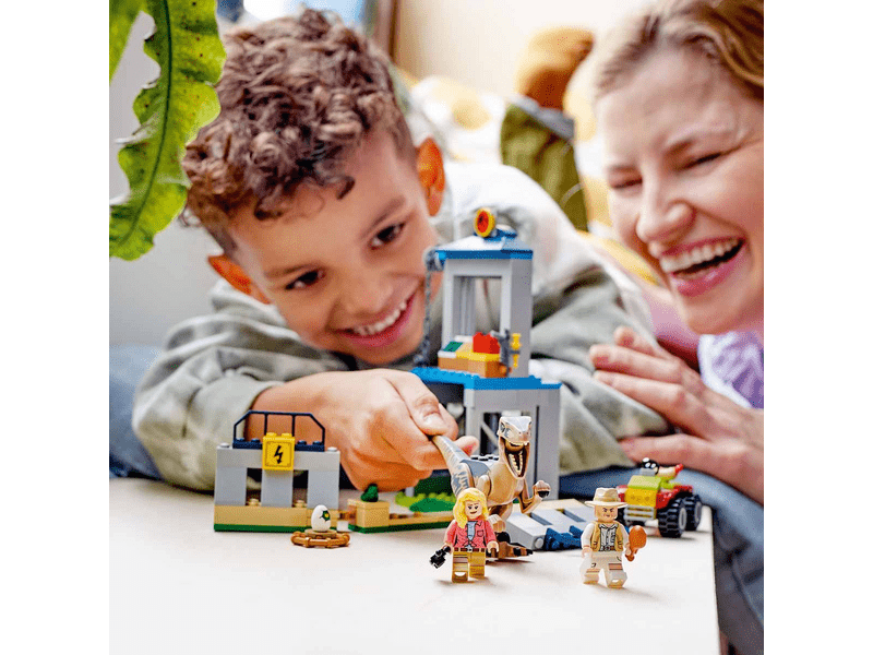 LEGO® Jurassic World™ Velociraptor szökés (76957)