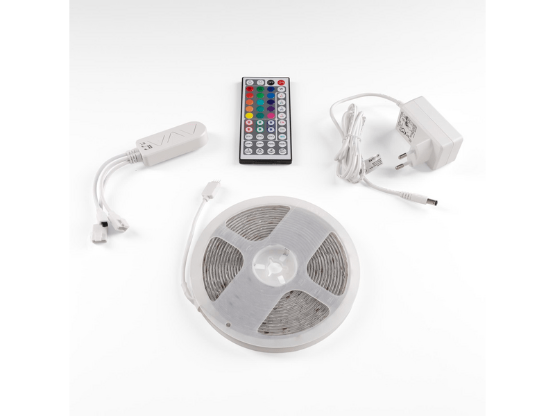 Avide LED traka u blisteru, 12V, 16W, RGB, 5m (ALSB5050RGBTUYA44-5M)