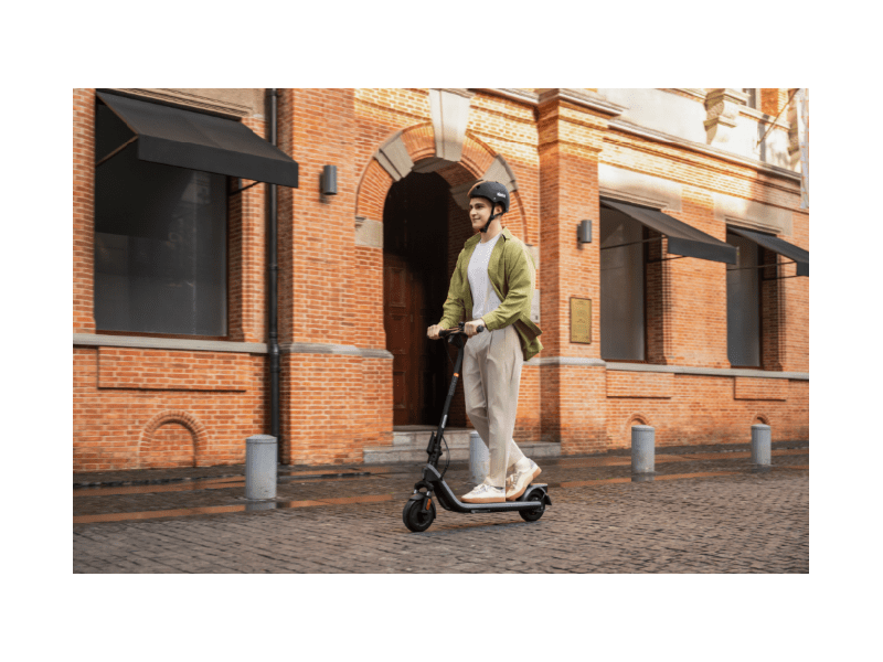 Segway Ninebot E2 E II Elektromos roller (AA.05.14.01.0004)