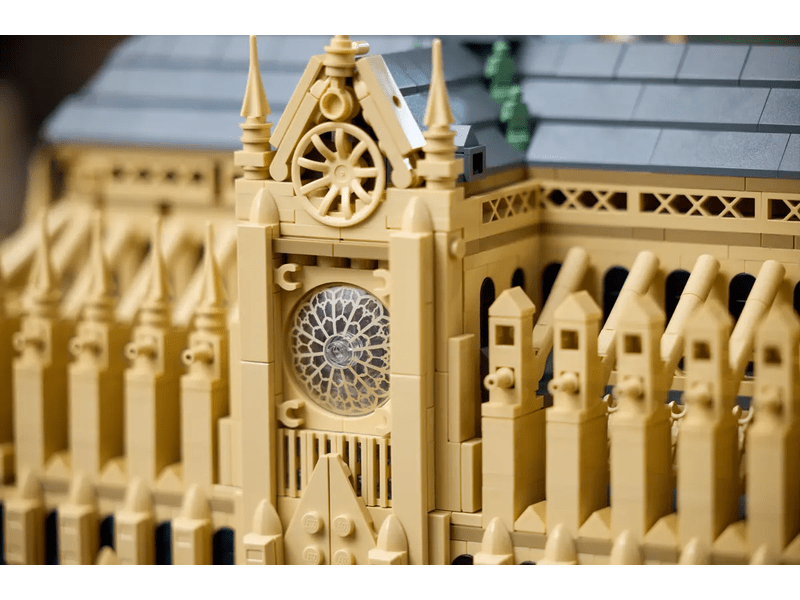 LEGO 21061 A párizsi Notre-Dame
