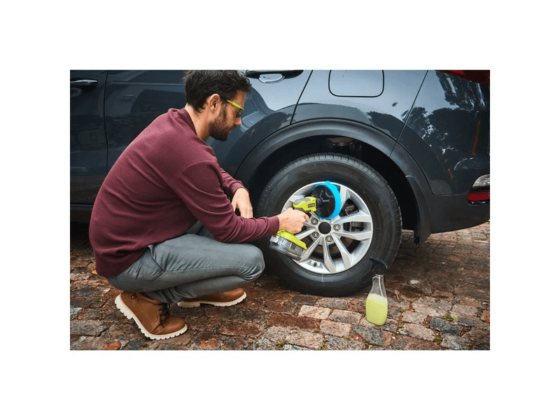 Ryobi R18CPS-0 18V One Plus™ kompaktna usisna četka, bez baterije i punjača