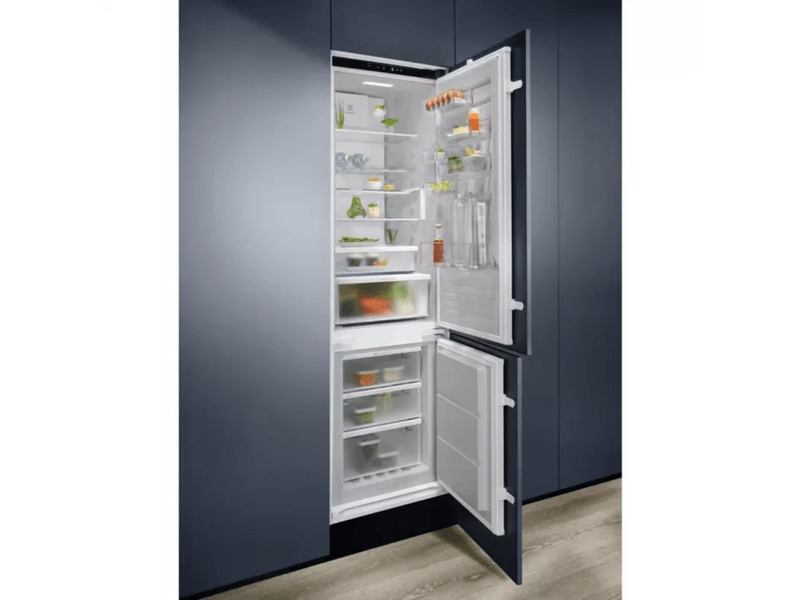 Electrolux ENP7MD19S Kombinirani ugradbeni hladnjak sa zamrzivačem