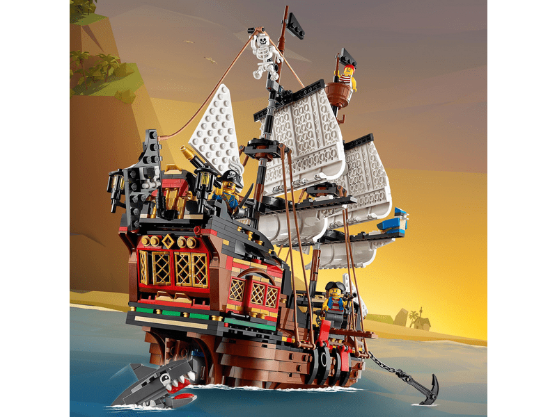 LEGO® Creator Kalózhajó (31109)
