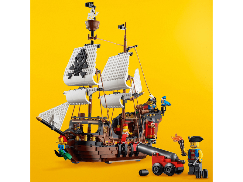 LEGO® Creator Kalózhajó (31109)