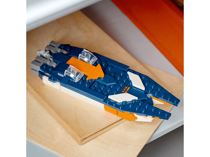 LEGO® Creator Szuperszonikus repülőgép (31126)