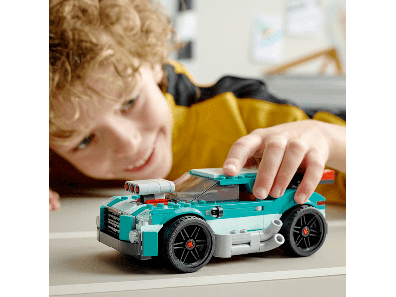 LEGO® Creator Utcai versenyautó (31127)