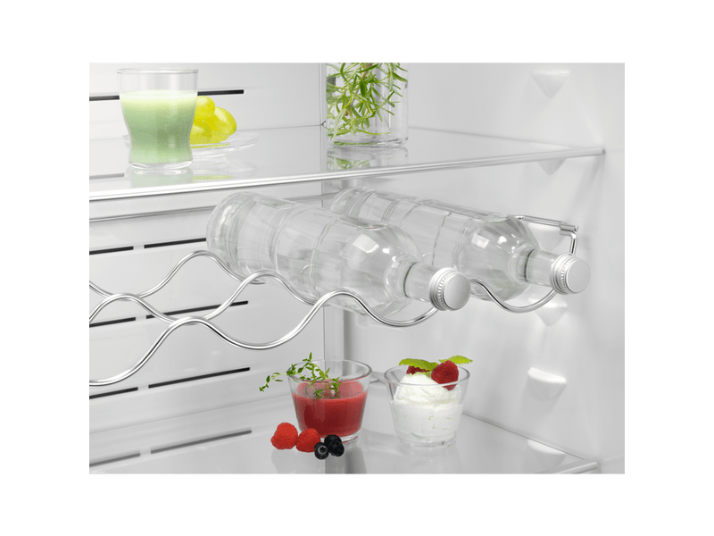 AEG RKB639E4DX Egyajtós hűtőszekrény