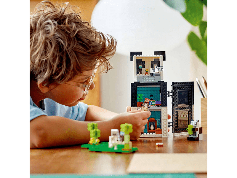 LEGO® Minecraft A pandamenedék (21245)