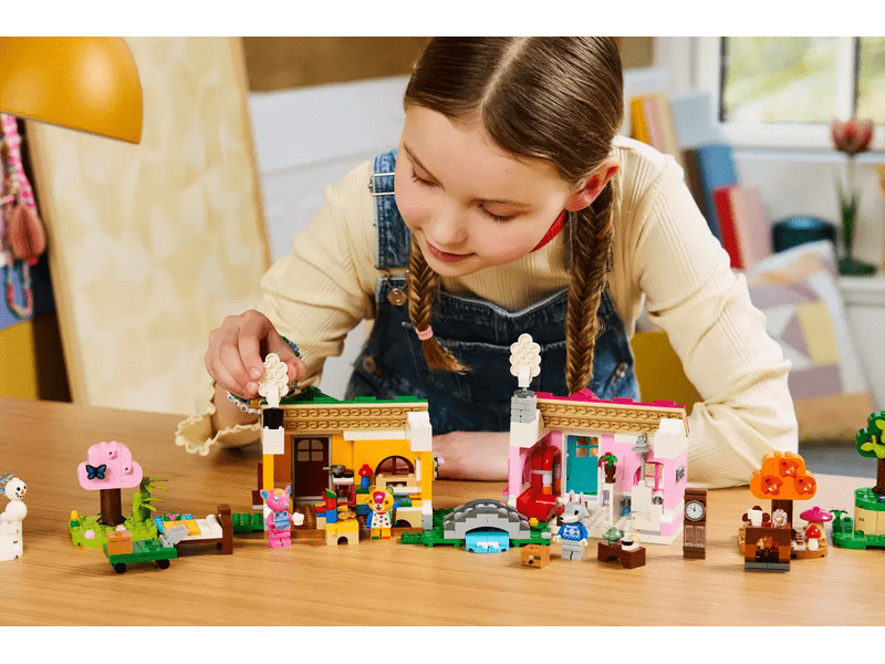 LEGO® Animal Crossing™ Kreativne kuće: Sretna godišnja doba (77057)