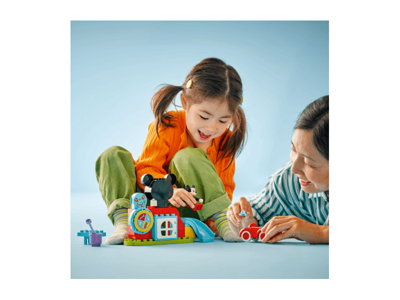 LEGO® DUPLO® Disney Mickey Mouse igralište i automobil (10454)