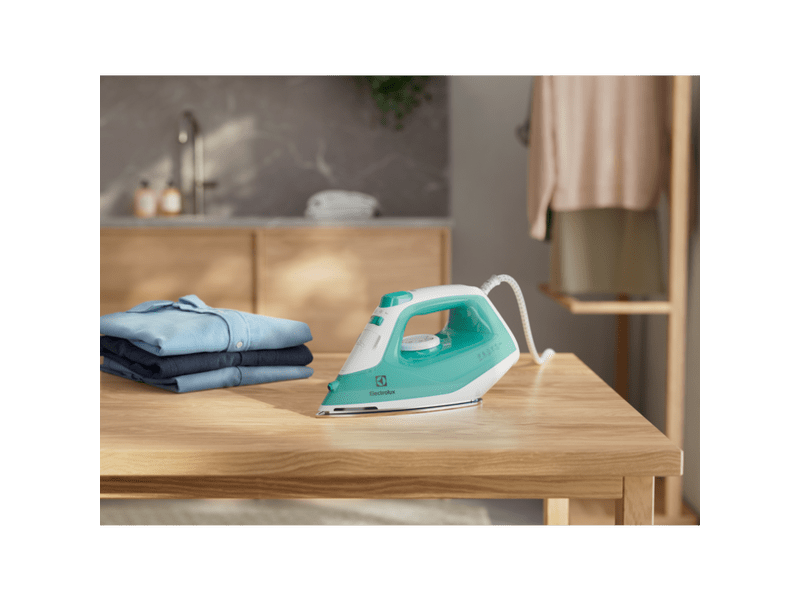 Electrolux E5SI2-2AM Care 500 glačalo na paru, menta zelena