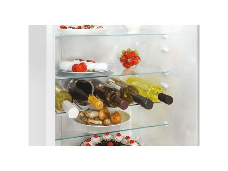 Candy CBT 3518FW Beépíthető alulfagyasztós kombinált hűtőszekrény