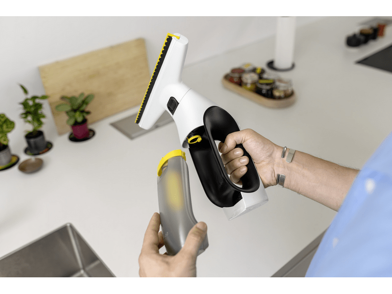 Karcher WV 2 Universal Care Ablaktisztító (1.633-671.0)