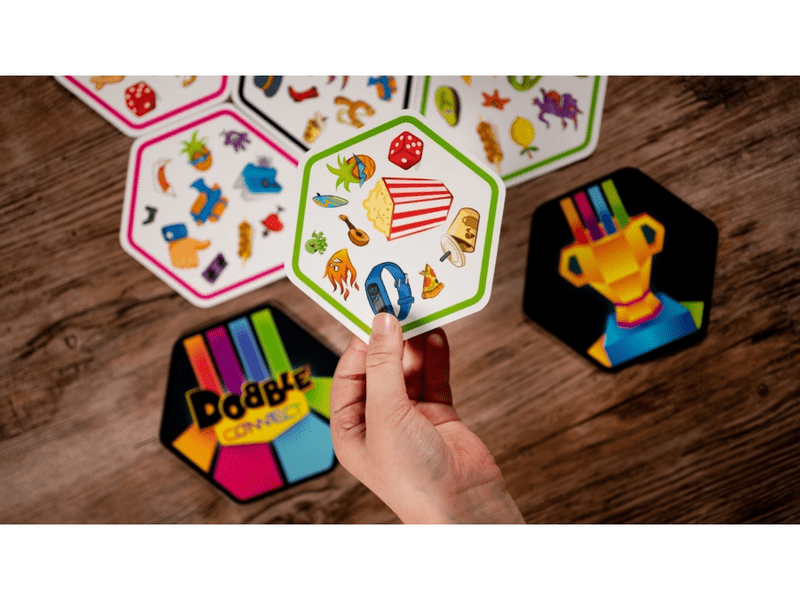 Dobble Connect társasjáték (ASM34678)