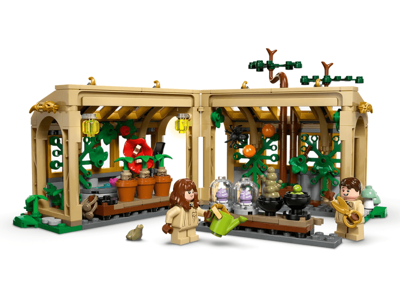 LEGO® Harry Potter™ Dvorac Hogwarts™: Lekcija iz herbologije (76445)