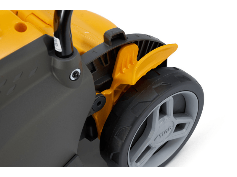 Stiga COMBI 336e Kit akkumulátoros fűnyíró (294346068/ST2)