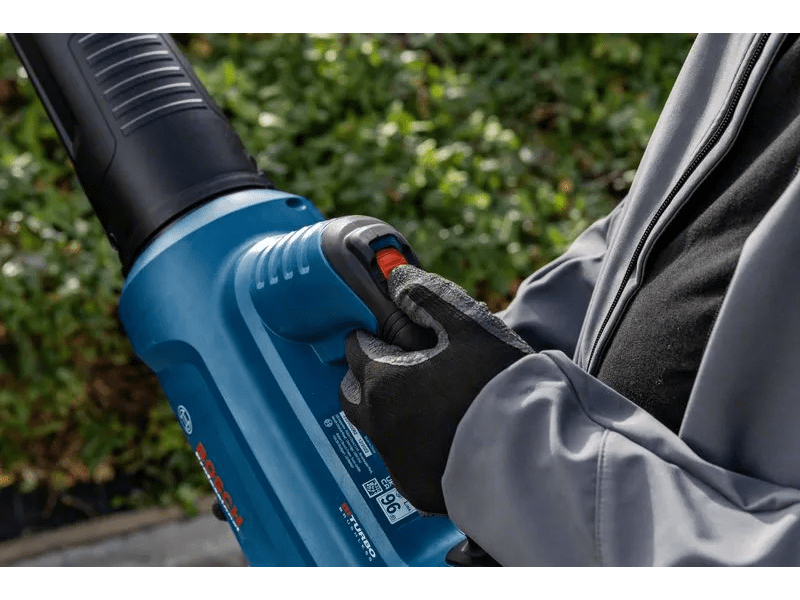 Bosch GBL 18V-750 Akkus fúvókészülék (akku és töltő nélkül) (06008D2000)