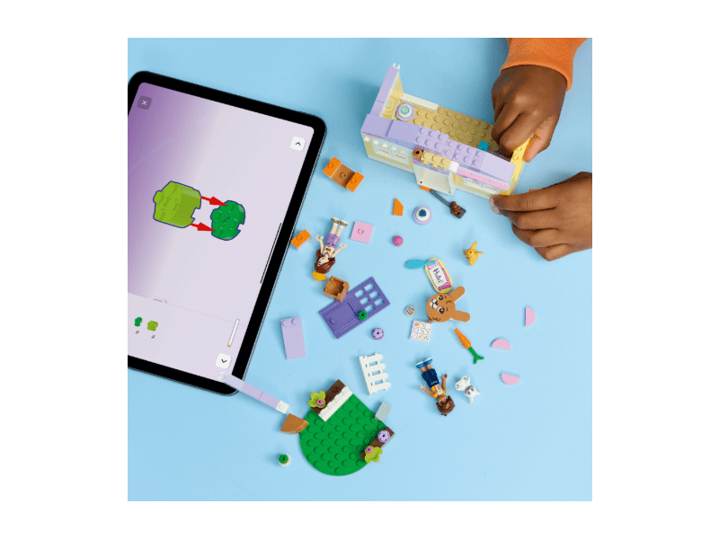 LEGO® Friends Heartlake City nyuszipanzió (42679)