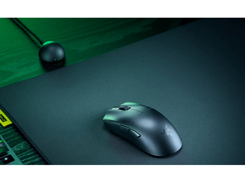 Razer Viper V4 Pro Gamer egér, fekete (RZ01-05630100-R3G1)