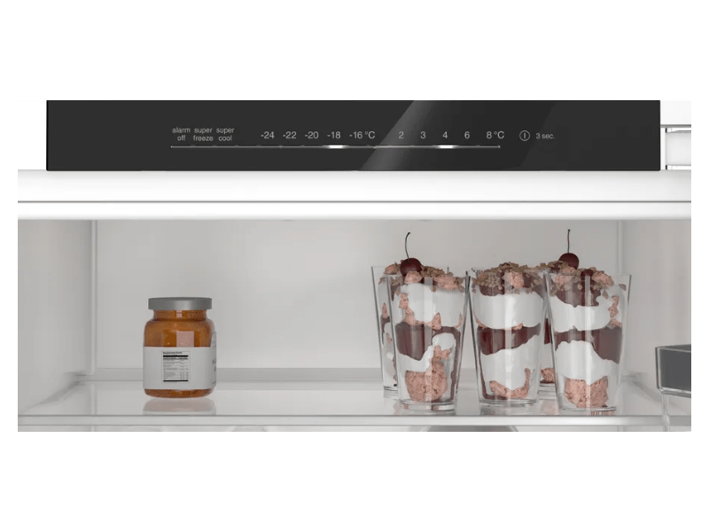 Bosch KIN96VFD0 Beépíthető alulfagyasztós kombinált hűtőszekrény