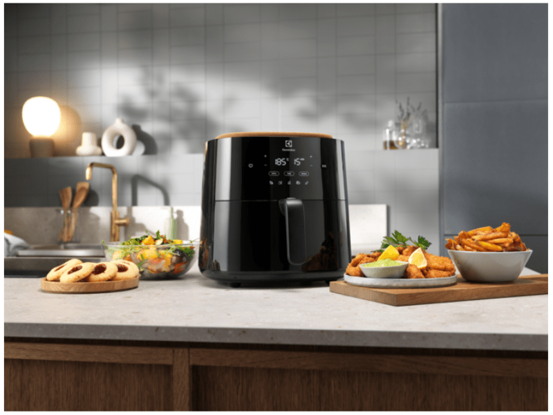 Electrolux EAF7B Air Fryer sütő, 1800w