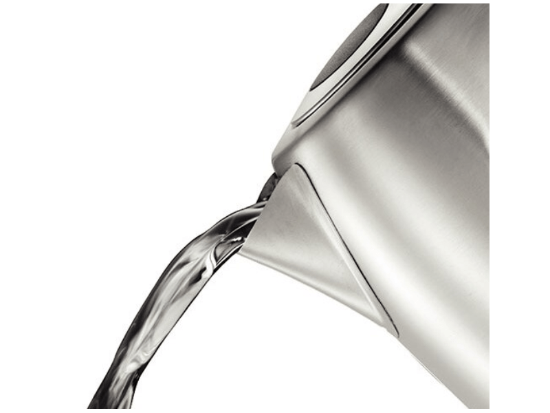 Csendes vízforraló 1.7l. 2400W