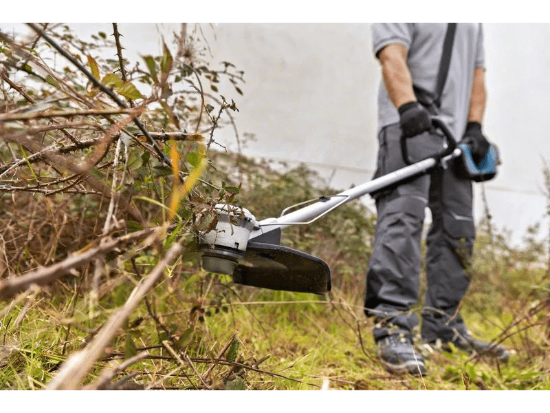 Bosch GFR 18V-23 Akkus fűkasza (akku és töltő nélkül) (06008D1000)