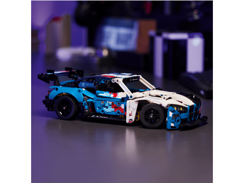 LEGO® Technic BMW M4 GT3 EVO versenyautó (42226)