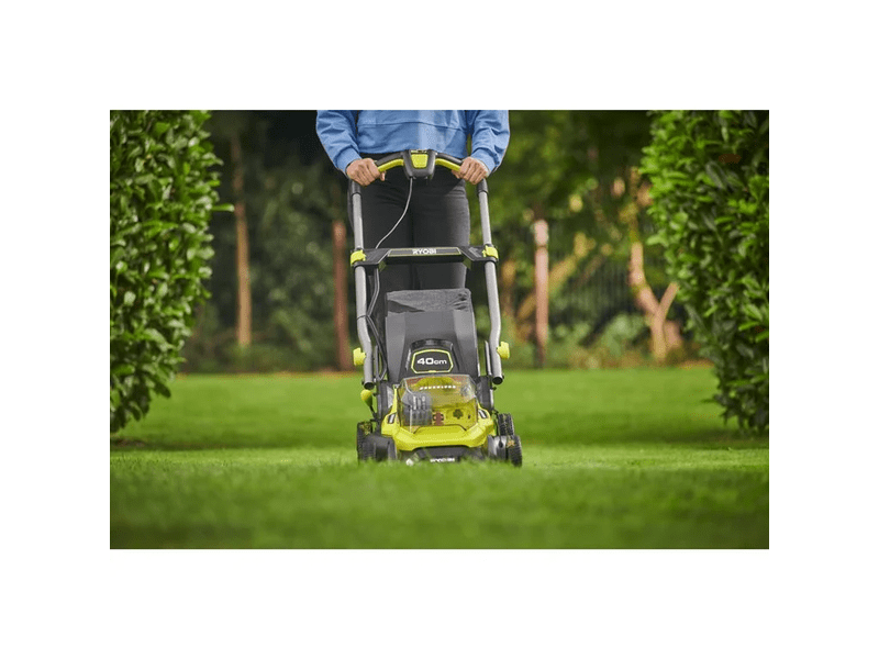 Ryobi One Plus szénkefe nélküli fűnyíró