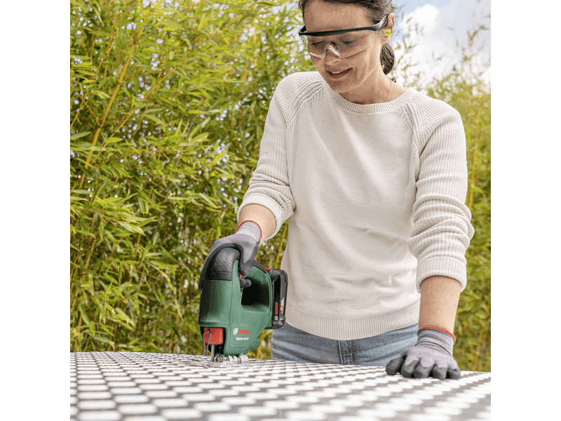 Bosch Easy Saw 18V-70 akumulatorska ubodna pila (0603012002)