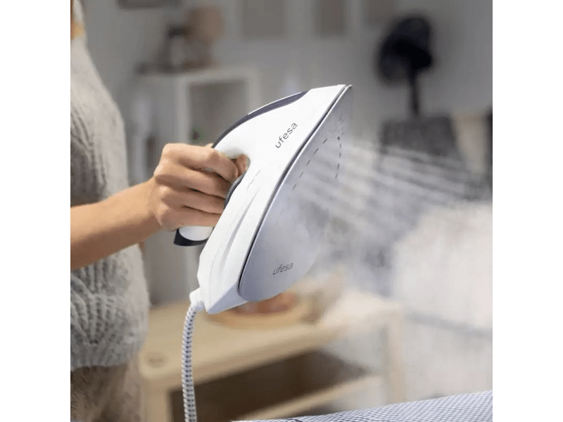 Ufesa Compact PL2450 Gőzállomás