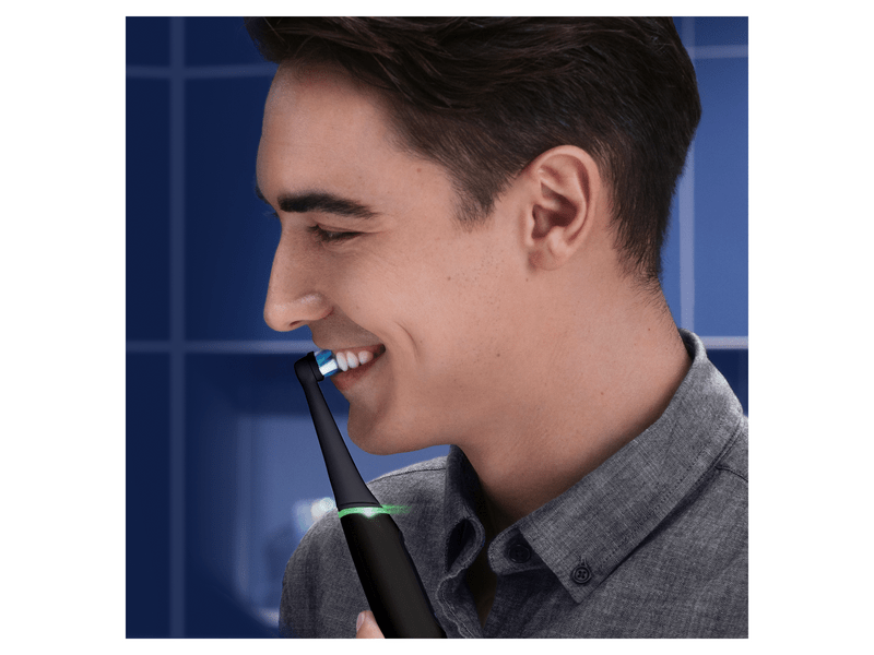 Oral-B iO6 električna četkica za zube, crna