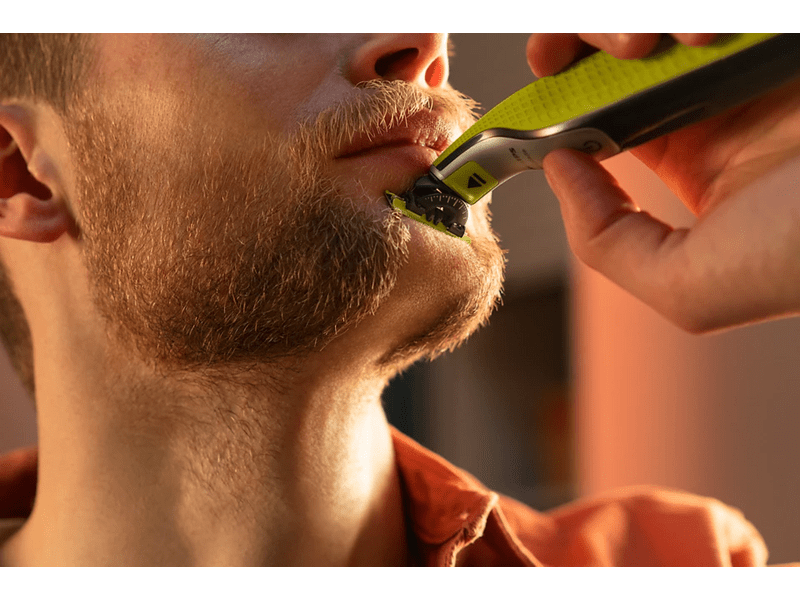 Philips QP945/50 OneBlade 3+1 pengecsomag