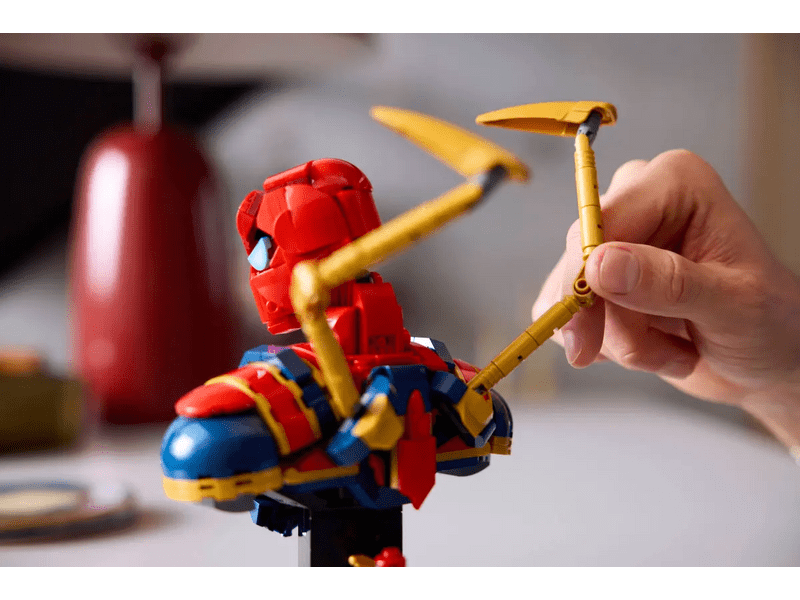 LEGO® Marvel Vas Pókember mellszobor (76326)