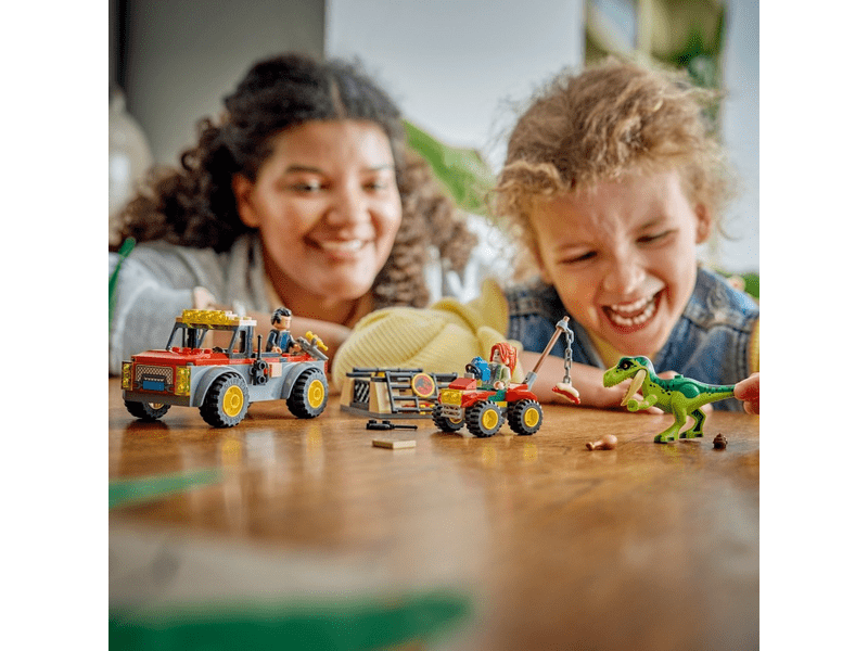 LEGO® Jurassic World Fiatal T-rex szállító teherautó (77978)