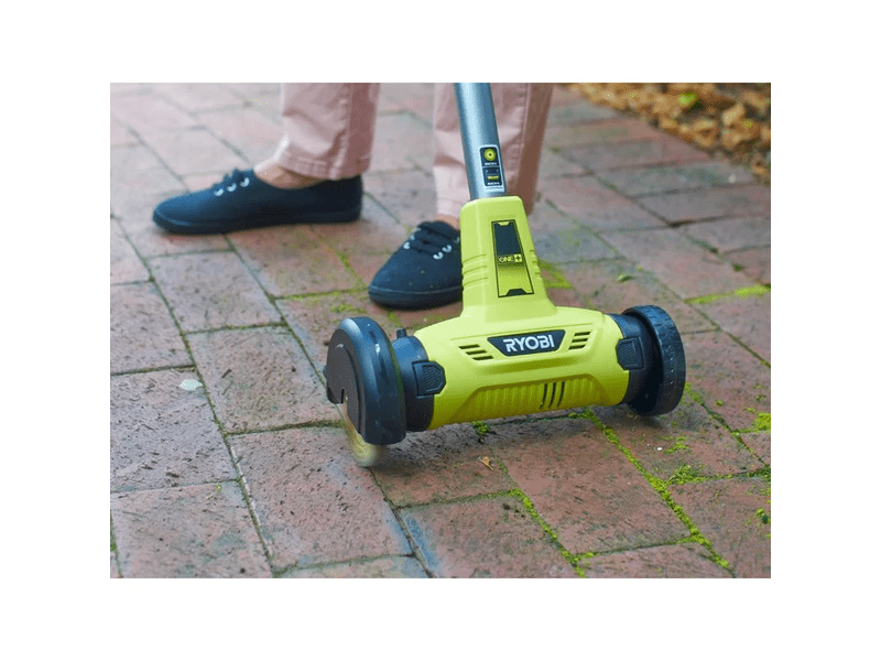 Ryobi 18V One Plus  fugatisztító kefével