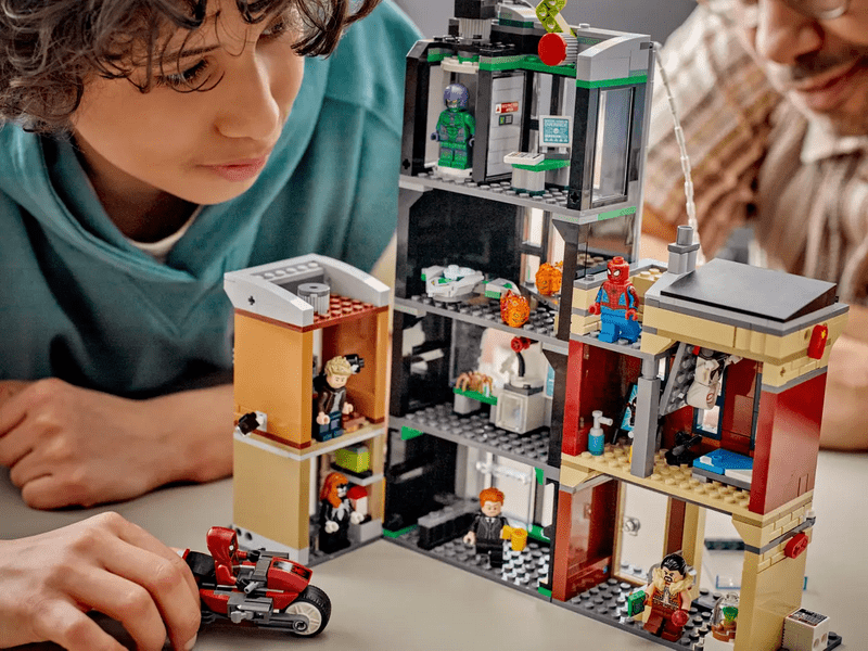 LEGO® Marvel Spider-Man protiv Oscorpa (76324)