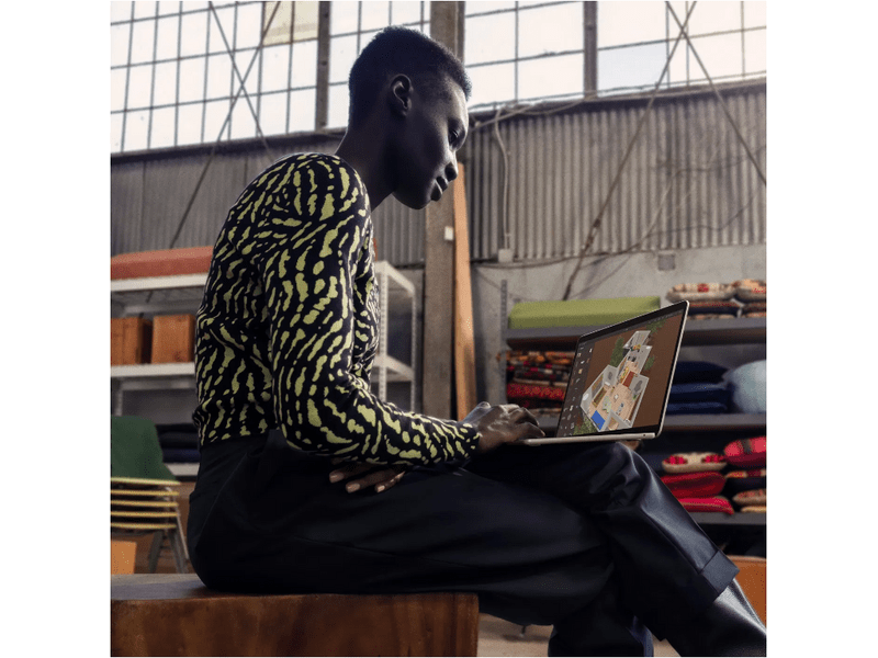 Apple MacBook Air M3 13" 8C CPU/10C GPU 24GB/512GB, noćno crni (MC8Q4MG/A)