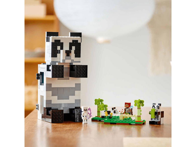 LEGO® Minecraft A pandamenedék (21245)