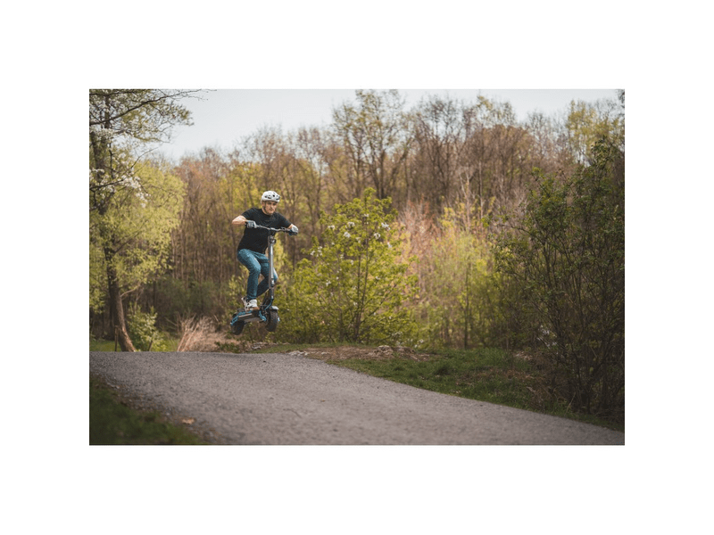 LAMAX eTank SA70 Elektromos roller (LXTSMTKSA70BA)