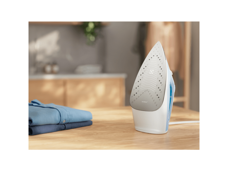 Electrolux E5SI2-4CB Care 500 gőzölős vasaló, kék